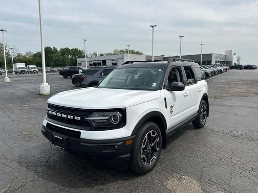 Oxford White 2024 Ford Bronco Sport Outer Banks