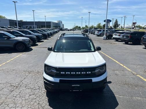 Oxford White 2024 Ford Bronco Sport Outer Banks