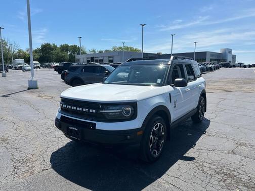 Oxford White 2024 Ford Bronco Sport Outer Banks