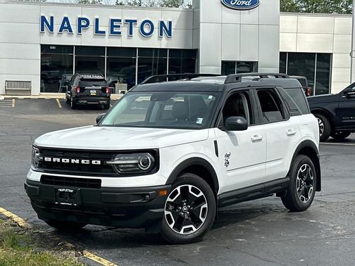 Oxford White 2024 Ford Bronco Sport Outer Banks