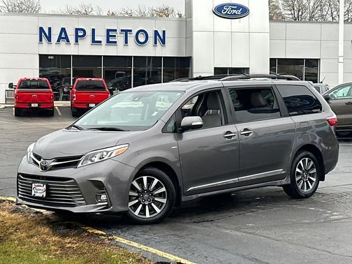 2018 Toyota Sienna Limited Premium