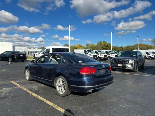 2013 Volkswagen Passat 2.0 TDI SEL Premium