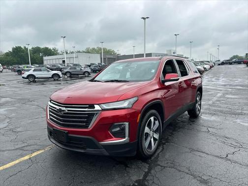 2023 Chevrolet Traverse LT Leather