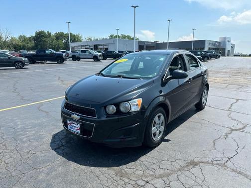 2015 Chevrolet Sonic LS