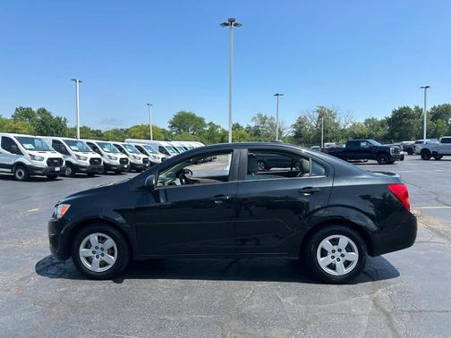 2015 Chevrolet Sonic LS