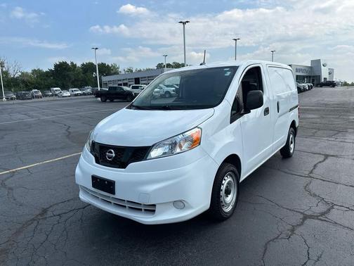 2021 Nissan NV200 S