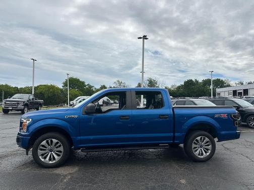 Lightning Blue 2018 Ford F-150 XL
