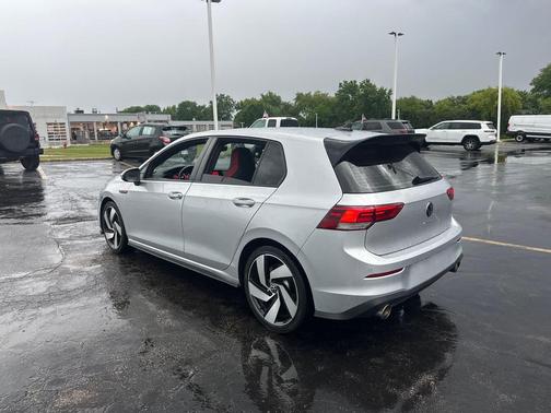 Reflex Silver Metallic 2022 Volkswagen Golf GTI 2.0T S DSG