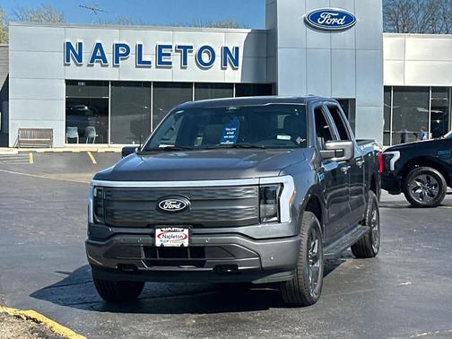 2025 Ford F-150 Lightning LARIAT