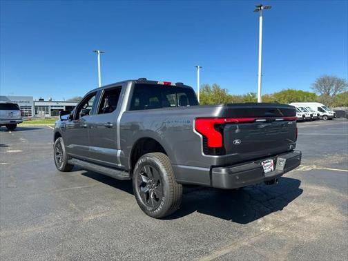 2025 Ford F-150 Lightning LARIAT