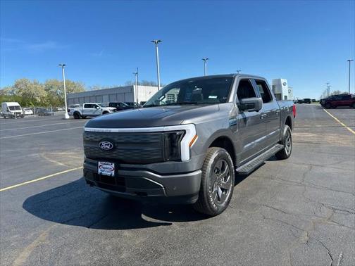 2025 Ford F-150 Lightning LARIAT