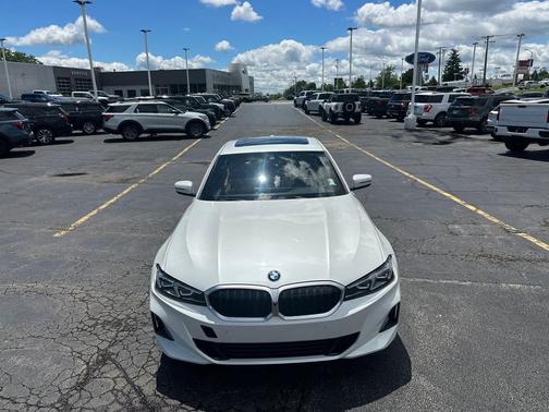 Mineral White Metallic 2024 BMW 330 xDrive