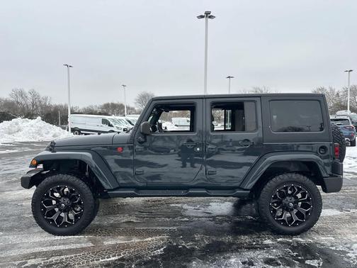 2017 Jeep Wrangler Unlimited Sahara