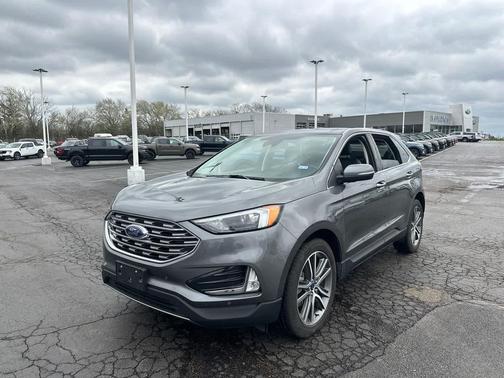 Carbonized Gray Metallic 2022 Ford Edge Titanium