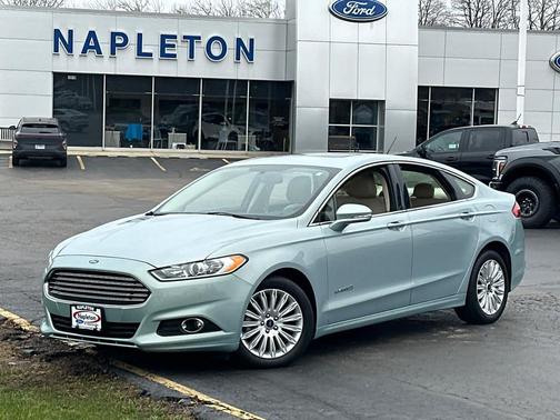 2014 Ford Fusion Hybrid SE