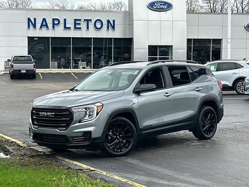 Sterling Metallic 2023 GMC Terrain SLE