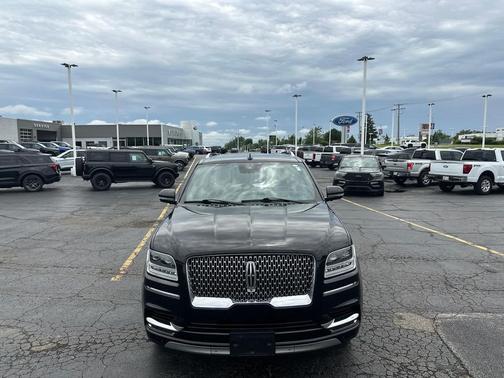 Infinite Black 2020 Lincoln Navigator Reserve