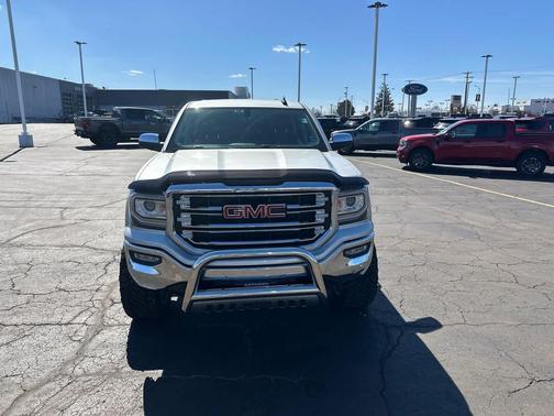Quicksilver Metallic 2018 GMC Sierra 1500 SLT