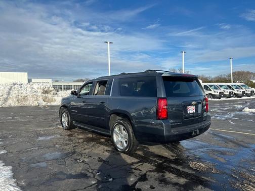 2019 Chevrolet Suburban LS