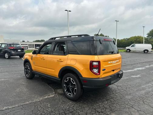 Cyber Orange Metallic Tricoat 2023 Ford Bronco Sport Outer Banks