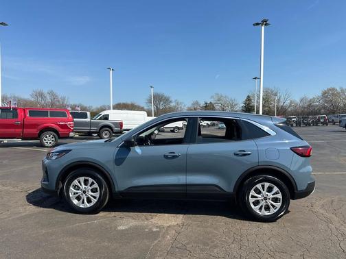 Vapor Blue Metallic 2023 Ford Escape Active