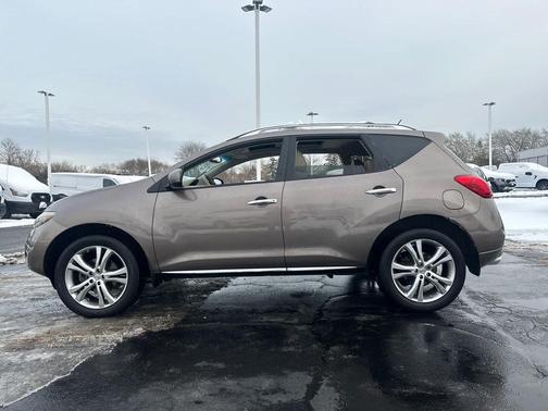 2009 Nissan Murano LE
