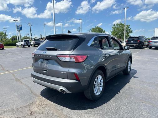 2021 Ford Escape SE