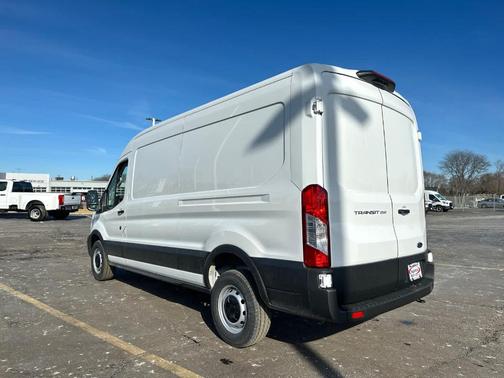 2025 Ford Transit-250 148 WB Medium Roof Cargo