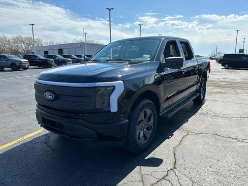 2025 Ford F-150 Lightning Flash