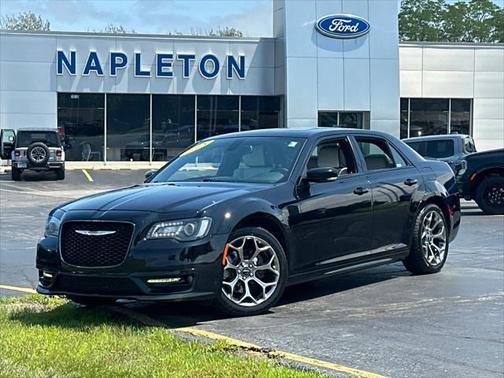2018 Chrysler 300 S
