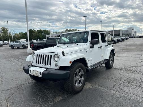 2016 Jeep Wrangler Unlimited Sahara