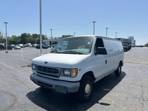 Oxford White Clearcoat 1998 Ford E150 Base