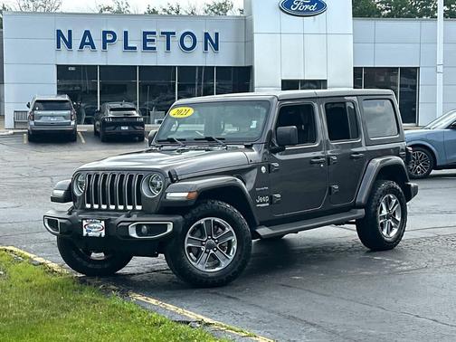 Granite Crystal Metallic Clearcoat 2021 Jeep Wrangler Unlimited Sahara