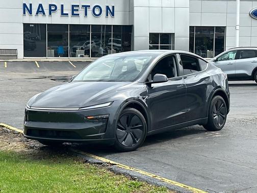 2026 Tesla Model Y AWD
