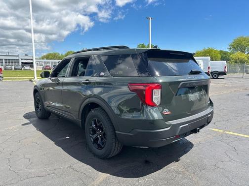 Forged Green Metallic 2022 Ford Explorer Timberline