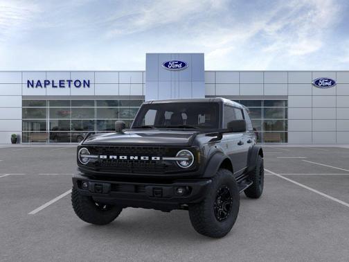 Shadow Black 2026 Ford Bronco Badlands