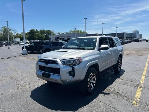 Classic Silver Metallic 2023 Toyota 4Runner TRD Off Road Premium
