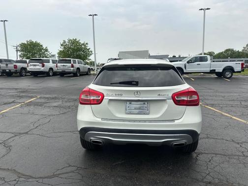 2017 Mercedes-Benz GLA 250 Base 4MATIC