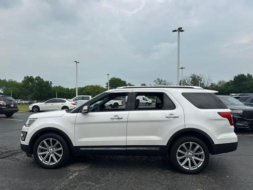 White Platinum Metallic Tri-Coat 2017 Ford Explorer Limited