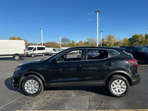 2020 Nissan Rogue Sport S