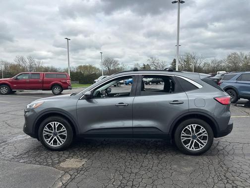 Carbonized Gray Metallic 2022 Ford Escape SEL