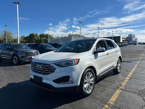 2021 Ford Edge Titanium