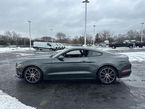 2016 Ford Mustang EcoBoost Premium