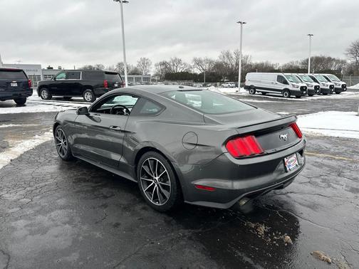 2016 Ford Mustang EcoBoost Premium