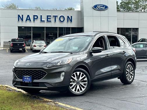 2020 Ford Escape Titanium Hybrid