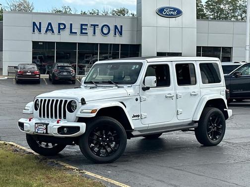 2021 Jeep Wrangler Unlimited Sahara Altitude