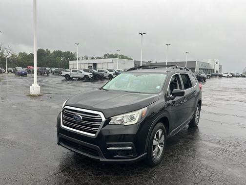 Crystal Black Silica 2019 Subaru Ascent Premium 7-Passenger