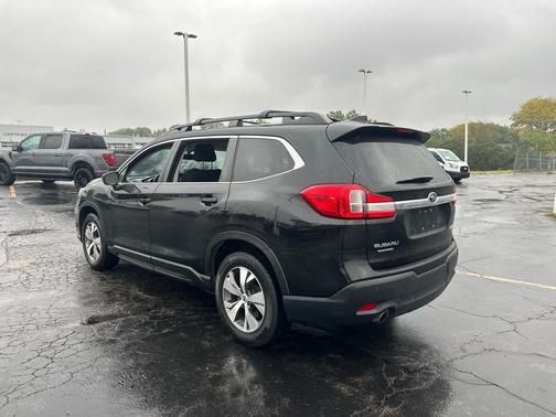 Crystal Black Silica 2019 Subaru Ascent Premium 7-Passenger
