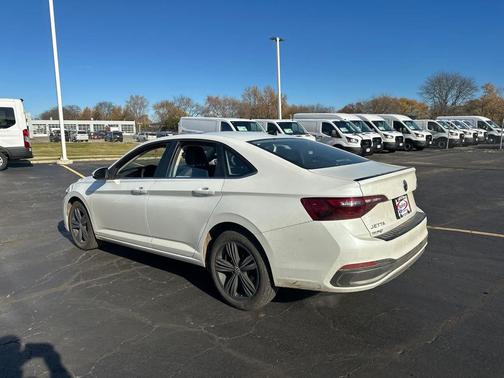 2024 Volkswagen Jetta 1.5T SE