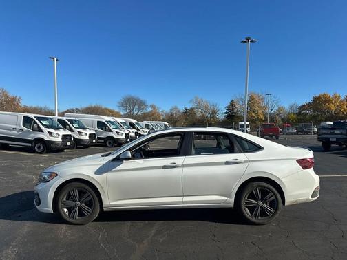 2024 Volkswagen Jetta 1.5T SE